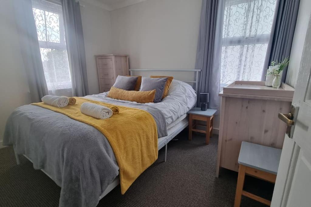 Entire House With Garden & Parking Nr Ashford Int Villa Eksteriør bilde