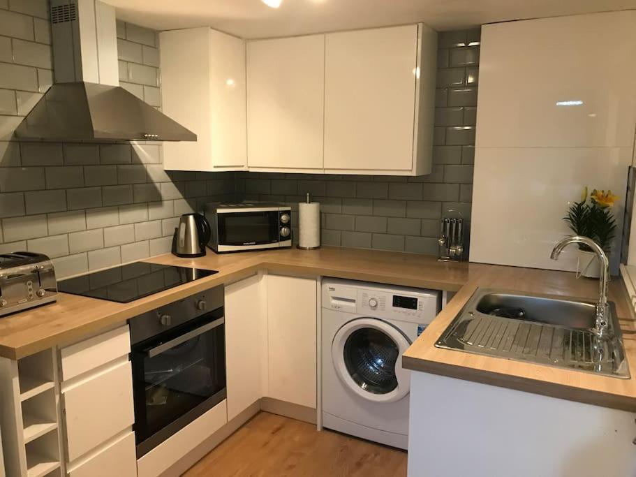 Entire House With Garden & Parking Nr Ashford Int Villa Eksteriør bilde